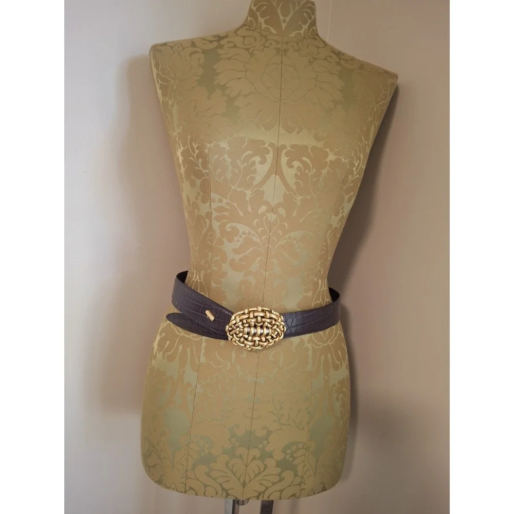 90s Vtg Carlisle Womens Belt Black Croc Embossed Leather Gold Statement Buckle M